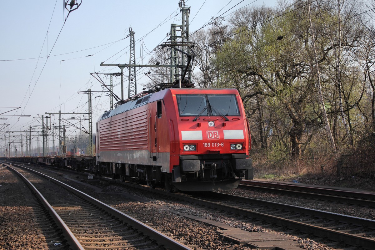 DB 189 013-6 auf dem weg zum Hamburger Hafen am 29.03.2014 hier bei der Durchfahrt in Hamburg Harburg.