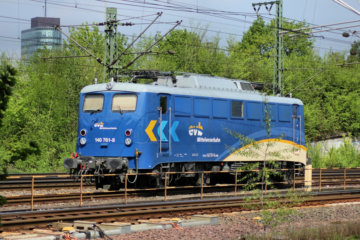 evb Mittelweserbahn 140 761-8 steht in Hamburg Harburg abgestellt am 08.05.2013