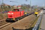 v100-west-ost-/332593/die-wfl-203-114-4-ist-beim Die WFL 203 114-4 ist beim Schienenentladen in Buchholz (i.d.Nordheide) am 03.04.2014
