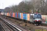 br-193-mrce--x-4-e-/326315/x4e---870-mit-containerzug-am X4E - 870 mit Containerzug am 10.02.2014 in Hamburg-Hausbruch auf dem Weg nach Süden