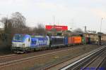 BoxXpress 193 880 + MRCE 185 5xx + Containerzug in Hamburg-Hausbruch am 27.02.2014 auf dem Weg nach Hamburg-Waltershof