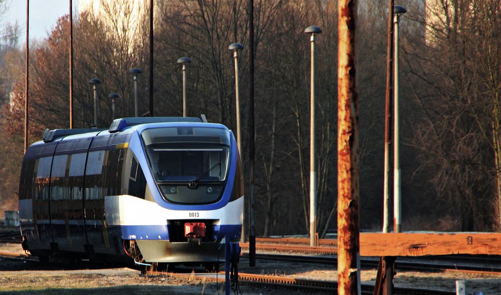 Der OLA VT 0013 ohne beklebung in Neubrandenburg am 21.3.2012!