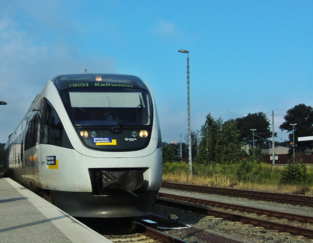 M�rkische Regiobahn/ Ostseelandverkehr GmbH VT 643.21 in in Rathenow am 13.08.2011! 