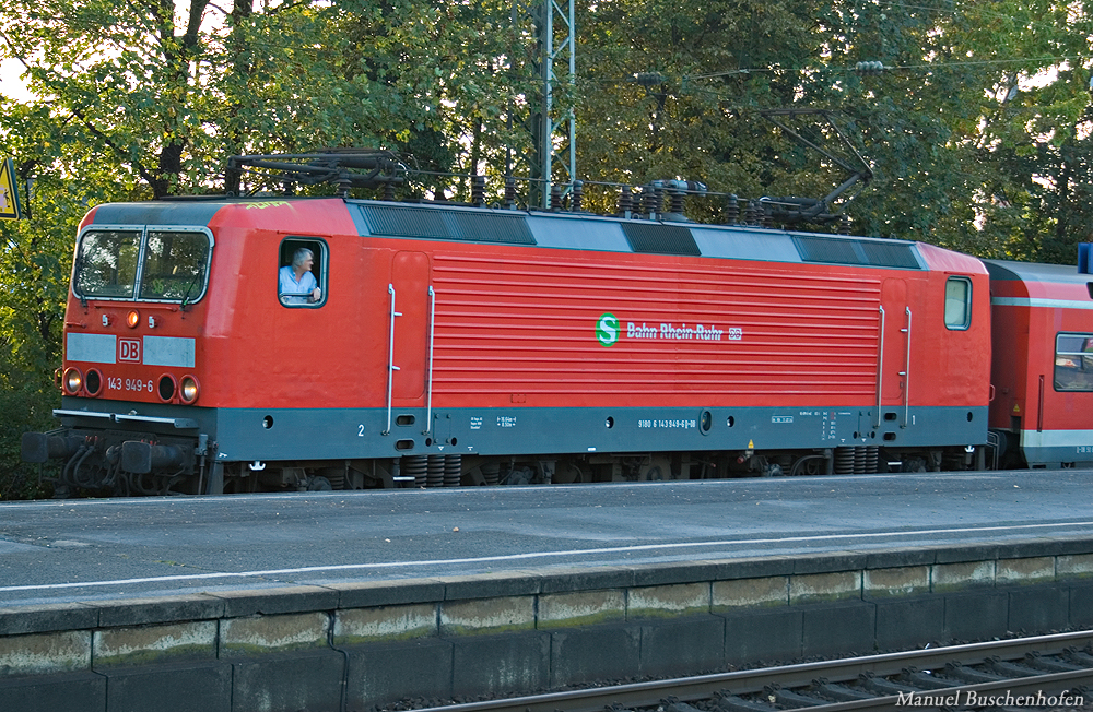 143 949 mit S6 nach Köln-Worringen. 04.10.2014 Düsseldorf-Benrath