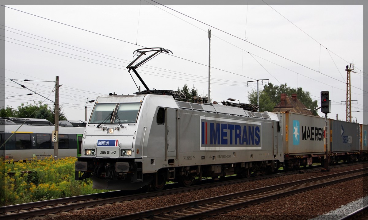 386 015 bei der Durchfahrt in Leipzig-Thekla am 19.08.2015