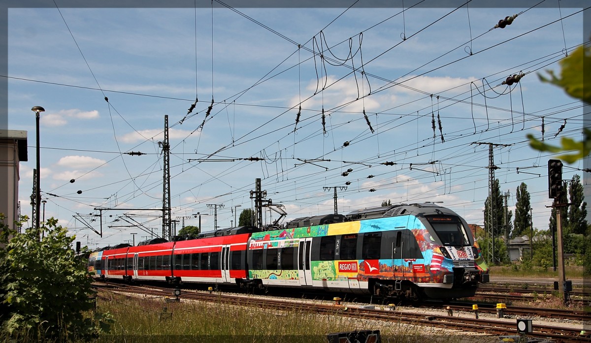 442 354 bei der Ausfahrt in Neubrandenburg in Richtung Neustrelitz Hbf am 07.06.2015