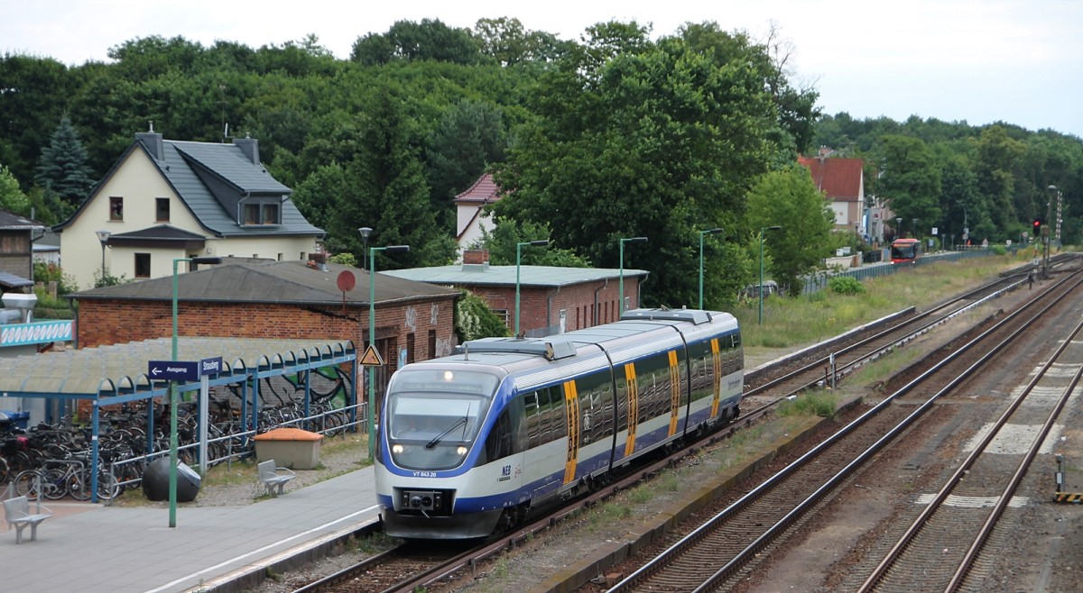 Der 643.20 der NEB bei der Einfahrt in den Bahnhof Strausberg am 19.6.2014!