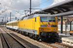 DB Netz 120 502 steht mit dem Messzug am 14.08.2013 in Erfurt Hbf und wartet auf Ausfahrt.
