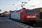146 023 mit ihrem RE1 nach Aachen Hbf hier beim Halt in Düsseldorf-Benrath. 04.10.2014