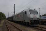 TXL 185 537-8 steht am 30.08.2014 im Betriebsbahnhof HH-Harburg mit 2 Weiteren MRCE Loks und einer Raildox 185 Abgestellt.