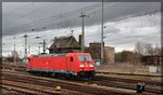 185 257 in Angermünde bei der Ausfahrt in Richtung Berlin am 22.03.2016